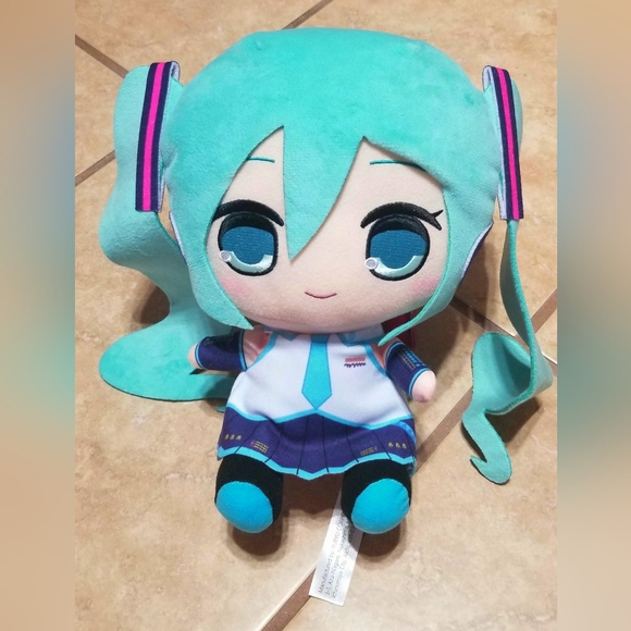 Hatsune Miku Kyurumaru Vocaloid 11 Inch Big Plush Toy - Picture 1 of 2
